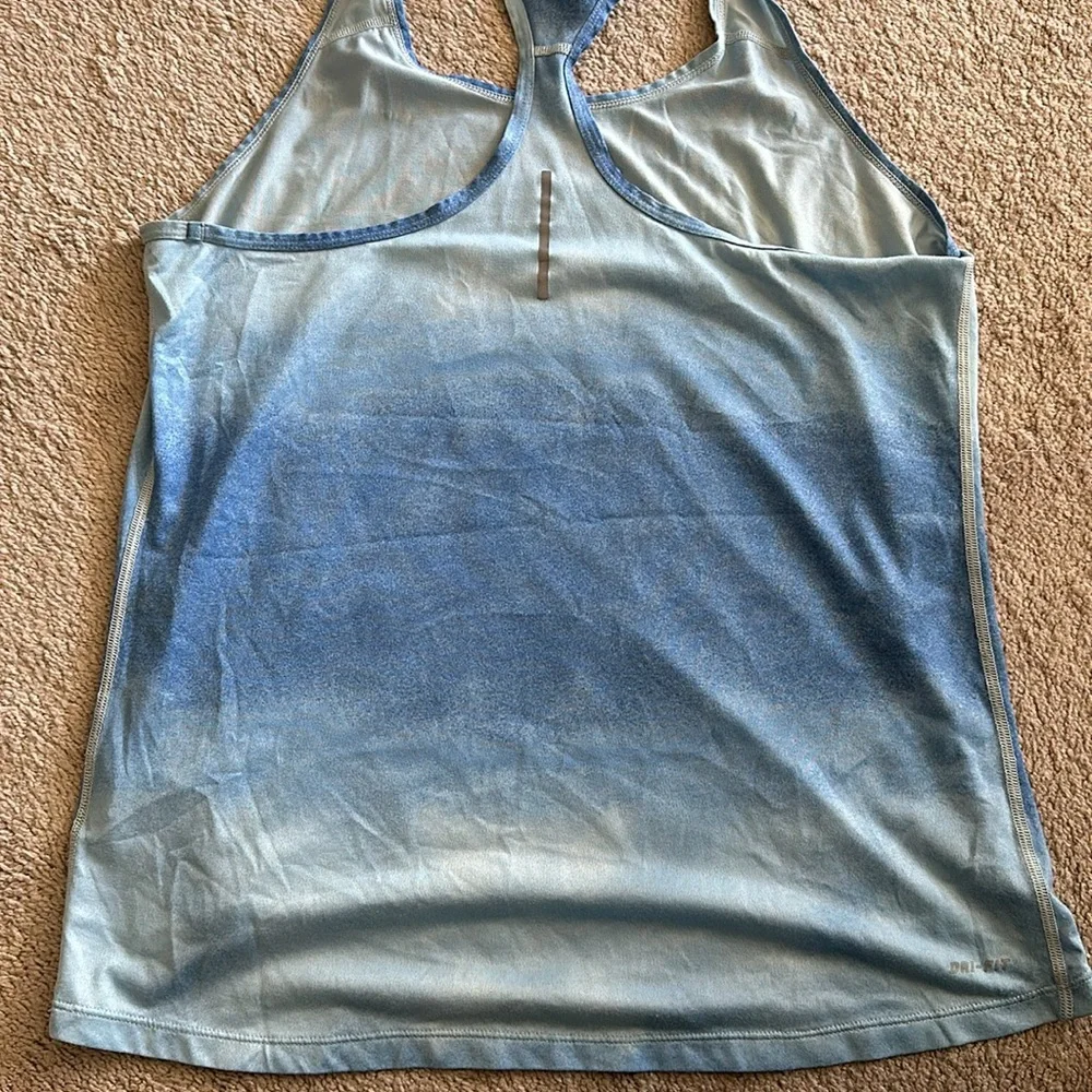 Nike Racerback Tshirt - Picture 3 of 3